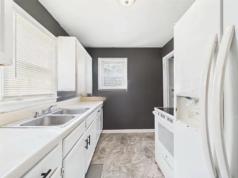 3337 Jackson Ave — Photo 17