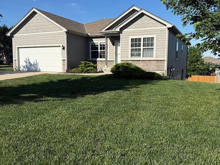 25949 W 142nd Ct — Photo 26