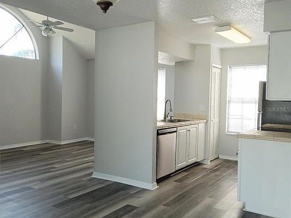 4th image of 2931 Rio Grande Trl #D