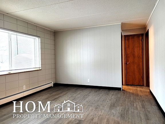 4th image of 509 4th St NE APT B