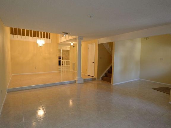 2nd image of 2341 Crescent Park Dr #242