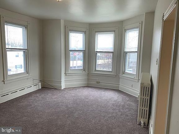 2nd image of 405 Vanderslice St Floor 2