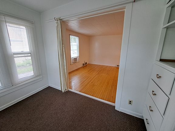 5th image of 709 W Olin Ave APT 1