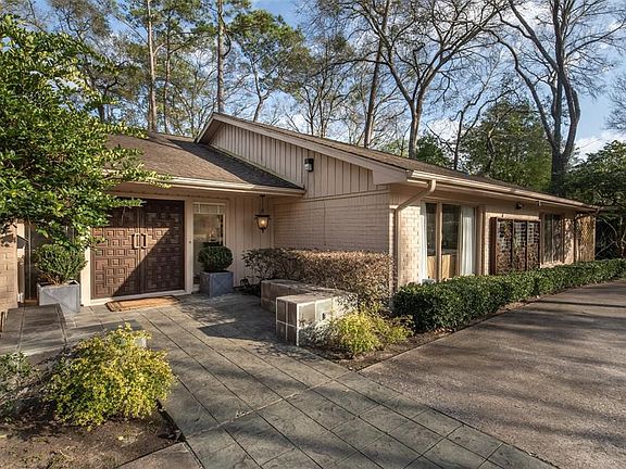3rd image of 614 Saddlewood Ln