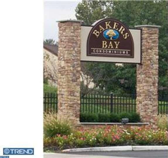 1st image of 5022 N Convent Ln APT A