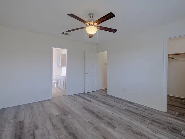 2202 Piedmont Ct — Photo 17