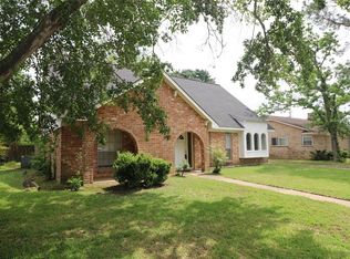819 Park Wind Dr, Katy, TX 77450