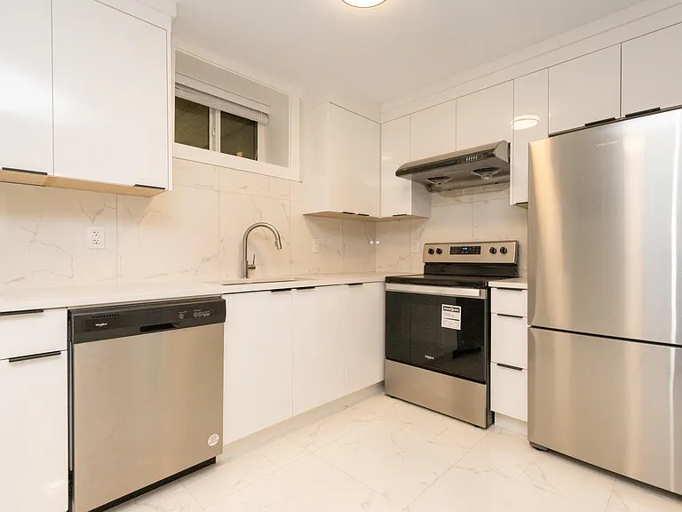 3668 Yale St — Photo 7