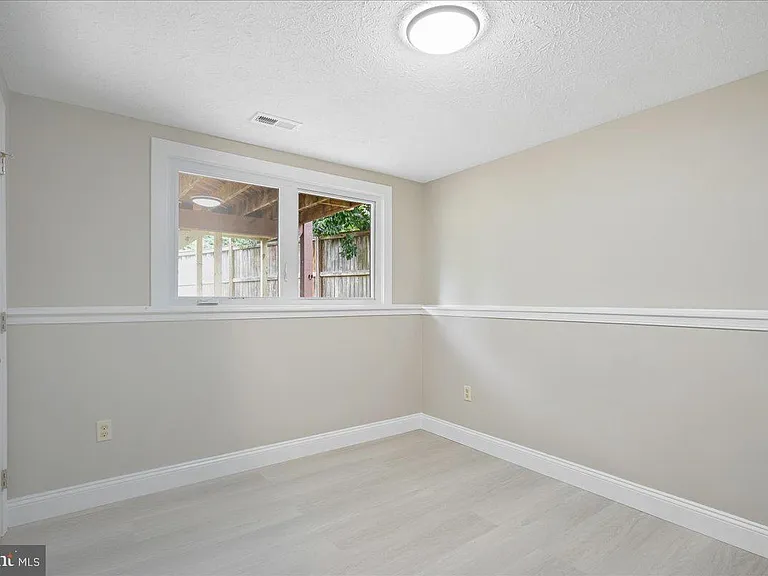 1315 Danberry Dr — Photo 21