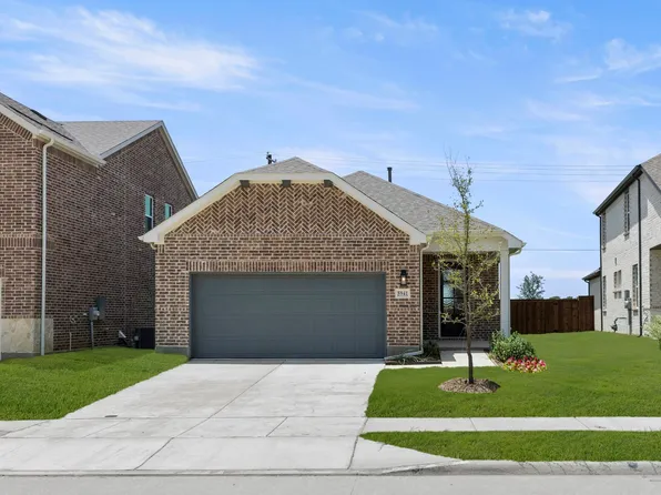 5941 Laurel Lake Ln, Pilot Point, TX 76258