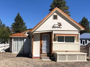 514 N Sawyer St, Cascade, ID 83611