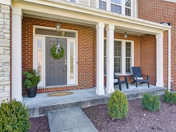 2nd image of 8375 Oakdale Ct