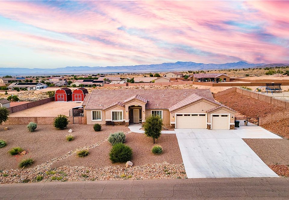 1st image of 2090 Comanche Dr