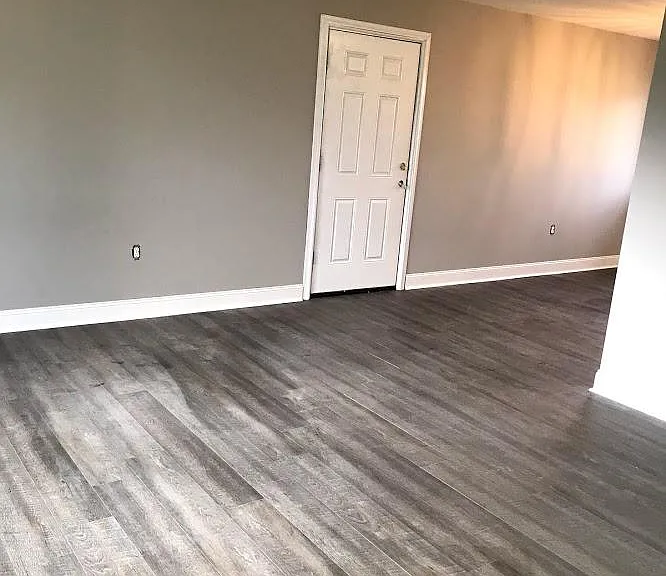 219 Hempt Rd — Photo 4