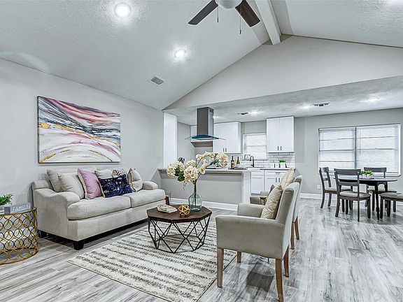 3rd image of 8707 Collingsdale Rd