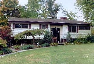 1st image of 995 Delwood Dr