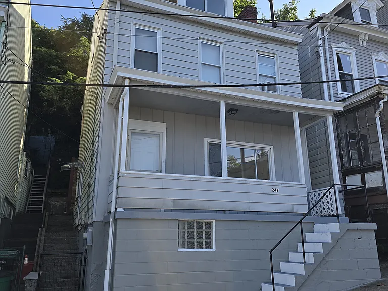 247 Maryland Ave — Photo 12