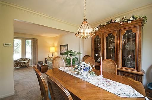 3rd image of 649 Worthington Pl