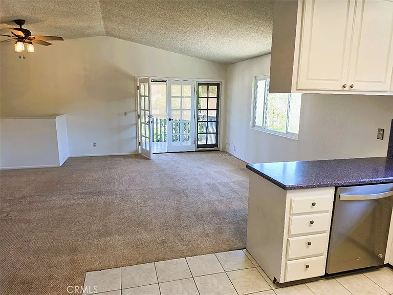 4442 E Addington Dr — Photo 9