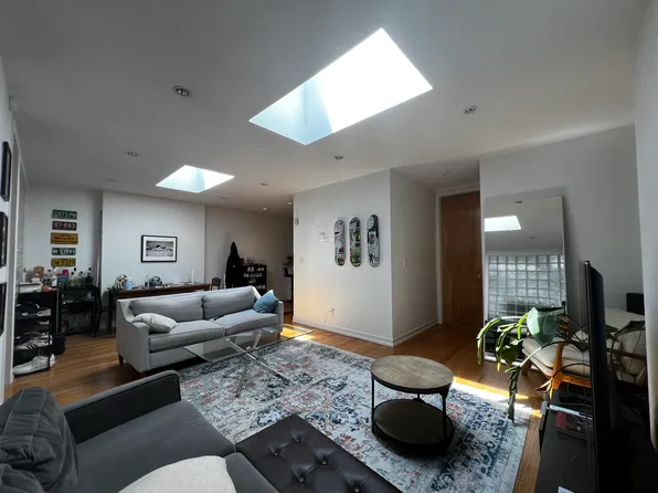 206 Avenue A image 1 of 8