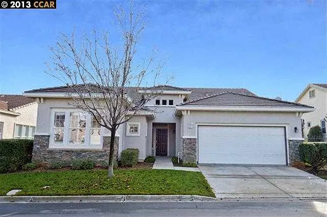 601 Valmore Pl photo 1