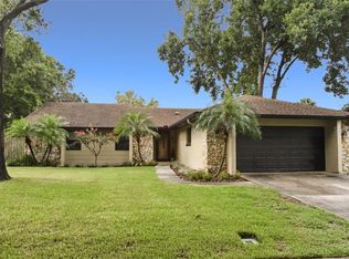 526 Fernwood Dr, Altamonte Springs, FL 32701