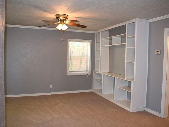 5th image of 2140 Westchester Dr