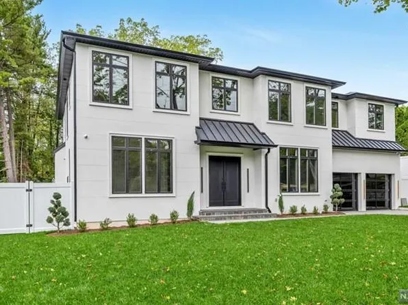 333 Ruckman Rd, Closter, NJ 07624