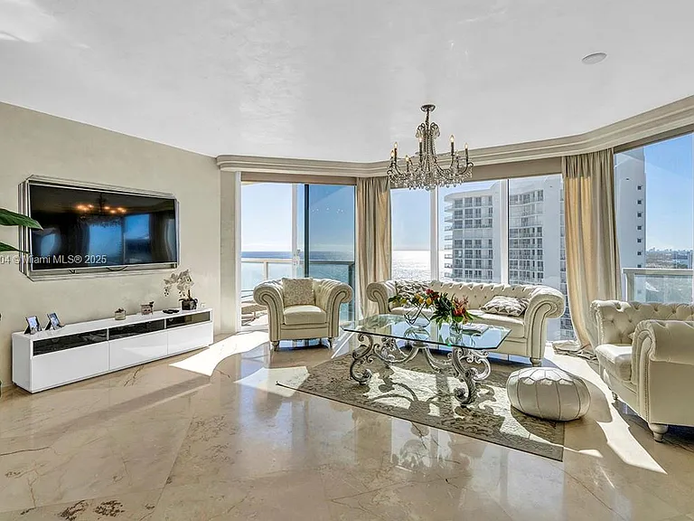 16699 Collins Ave #2508 — Photo 4