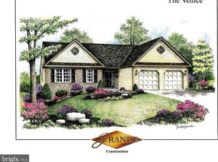 1012 Helm Ln, Reading, PA 19605