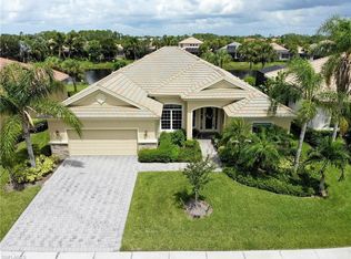 8207 Potomac Ln, Naples, FL 34104