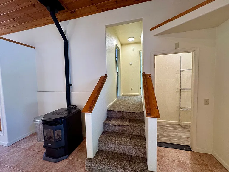 20183 Casa Loma Dr — Photo 14
