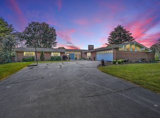 76 Fairway Dr, Bristol, TN 37620