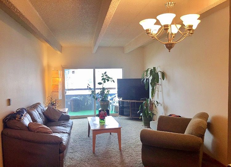1st image of 551 N Pearl St APT 307