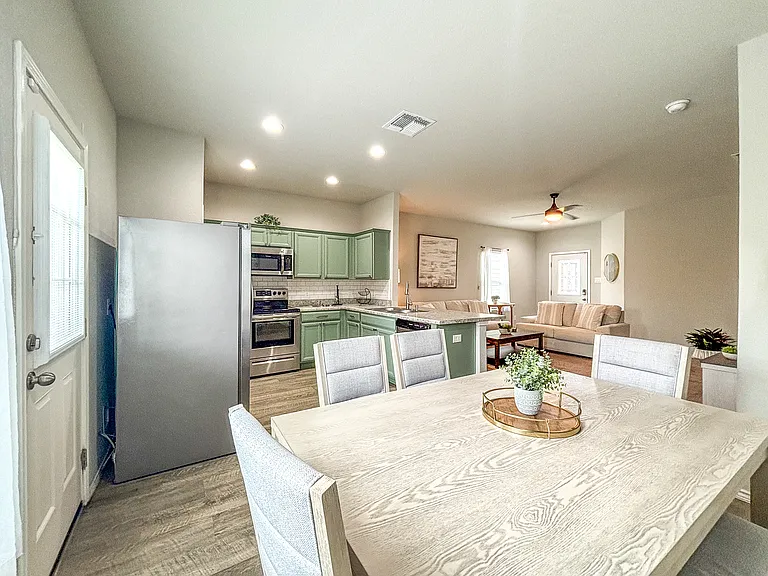9023 Alvarado Bnd — Photo 4