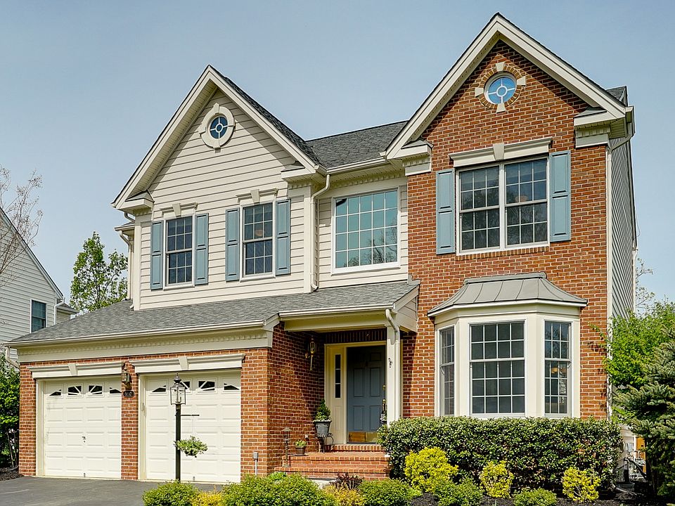 2nd image of 5882 Tulloch Spring Ct