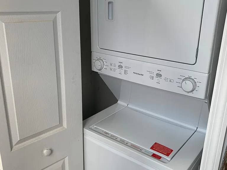 1026 N Randolph St #A — Photo 29