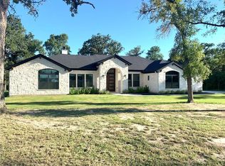 148 Voss Pkwy, Cedar Creek, TX 78612