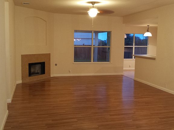3rd image of 154 Tupelo Dr