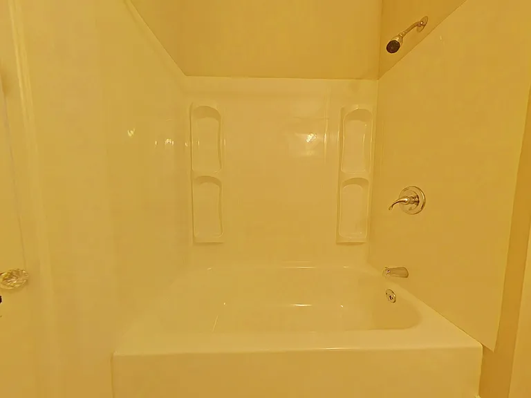 1715 S Main St #A — Photo 7