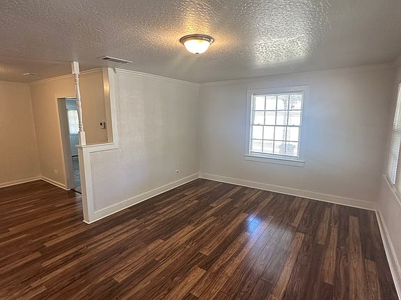 2nd image of 212 N 20th Ave