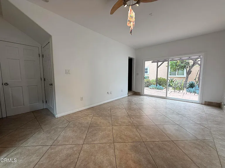748 N La Jolla Ave #1/2 — Photo 5