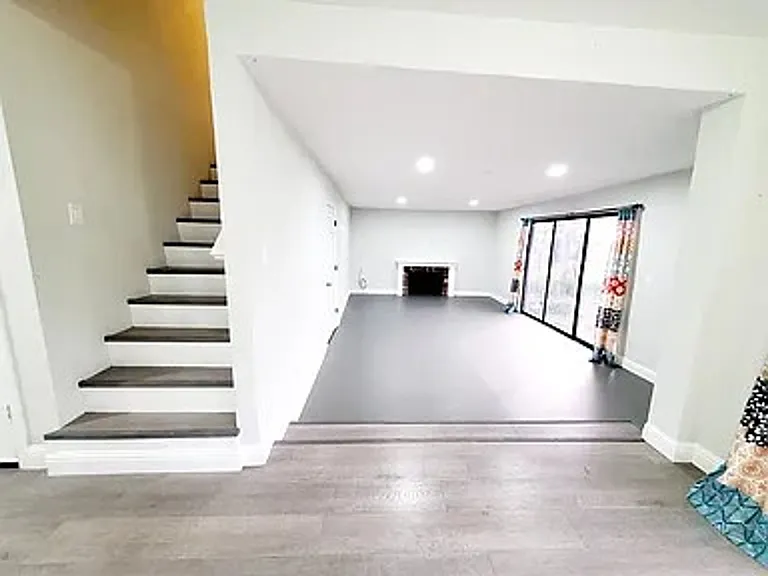144 E Lincoln Rd — Photo 9