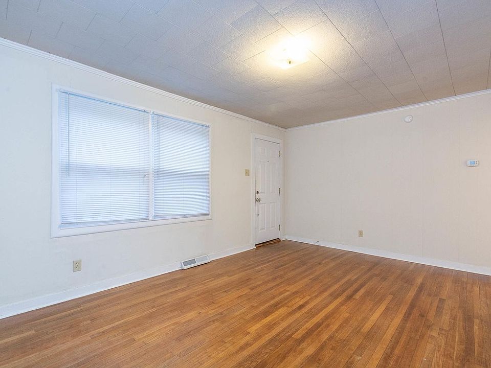 105 N Roosevelt - 105 N Roosevelt St Bloomington IN | Zillow