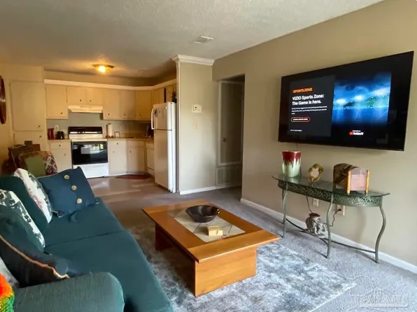 3208 Redwood Ln APT F, Gulf Breeze, FL 32563