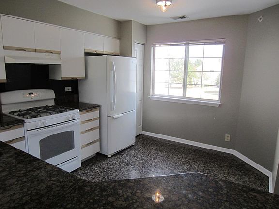 4th image of 1111 E Cambria Ln S #1111