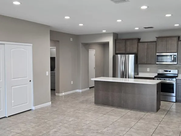 30149 W COLUMBUS Court, Buckeye, AZ 85396