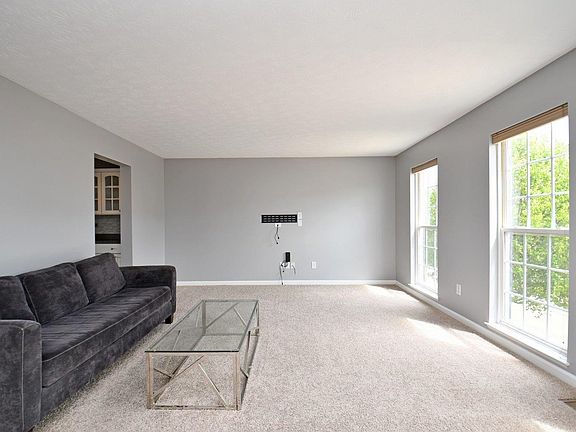 5th image of 7483 Victoria Falls Ave