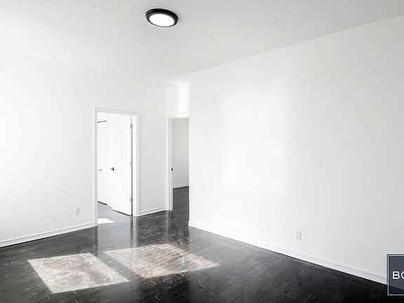 4th image of 1969 Amsterdam Ave APT 31
