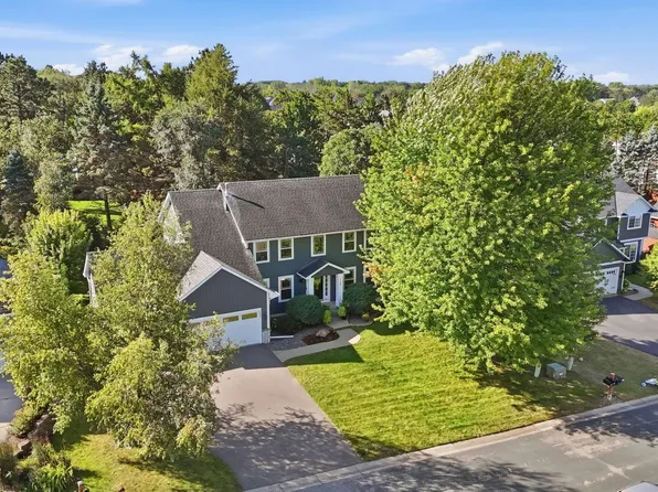 555 White Pine Way, Eagan, MN 55123